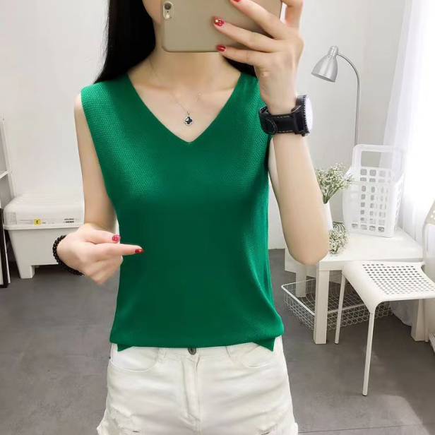妈妈装80-200斤胖mm宽松遮肚大码冰丝吊带背心女针织打底衫无袖 到手价¥19.99